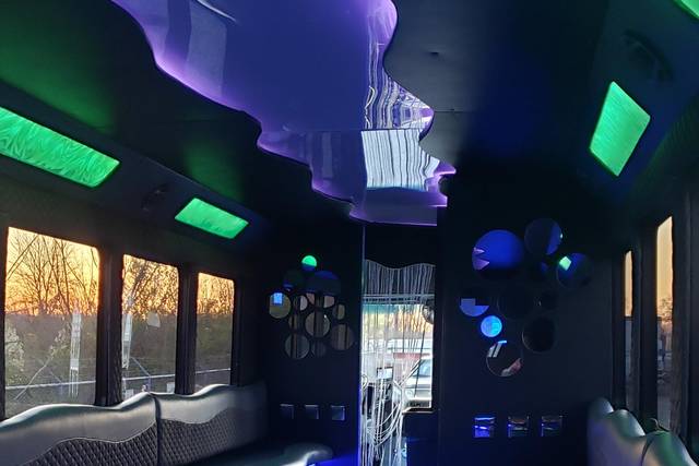 32 passenger with bathroom