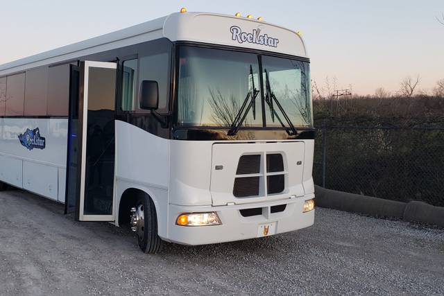 32 passenger with bathroom