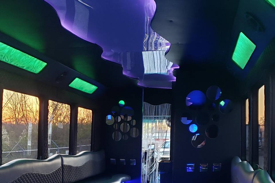 32 passenger with bathroom