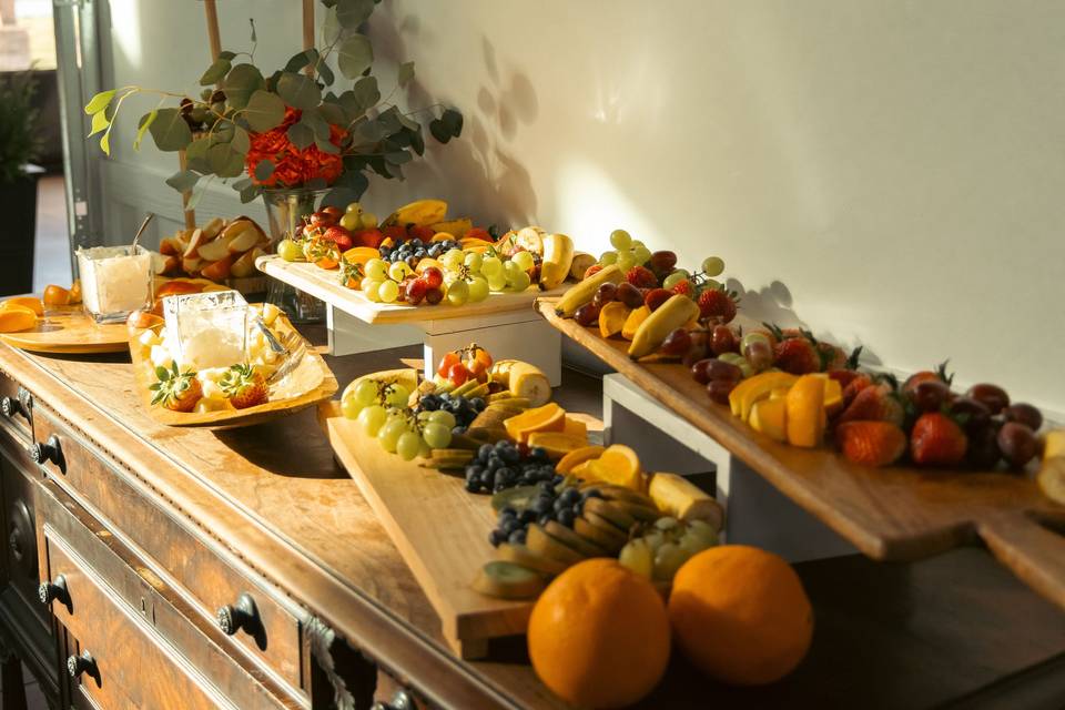 Fruit table