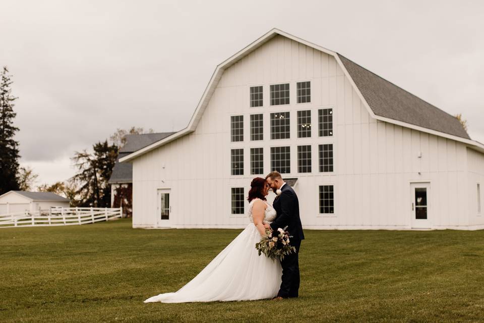 Modern White Barn - Exterior