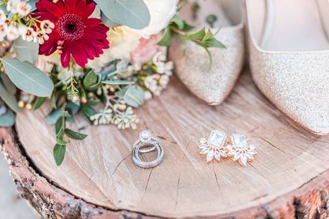Primrose + Lily Wedding and Event Planning