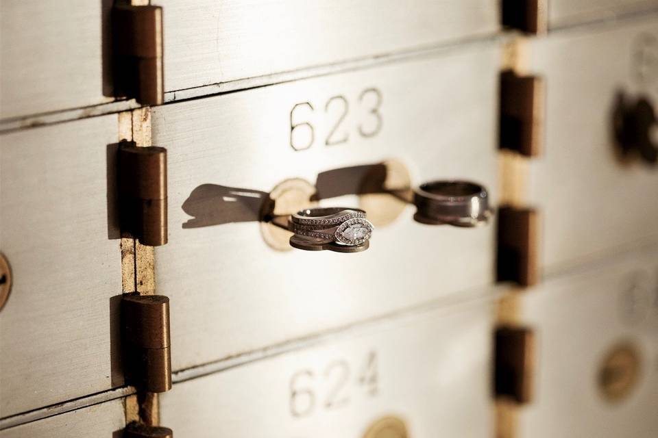 Safety deposit box