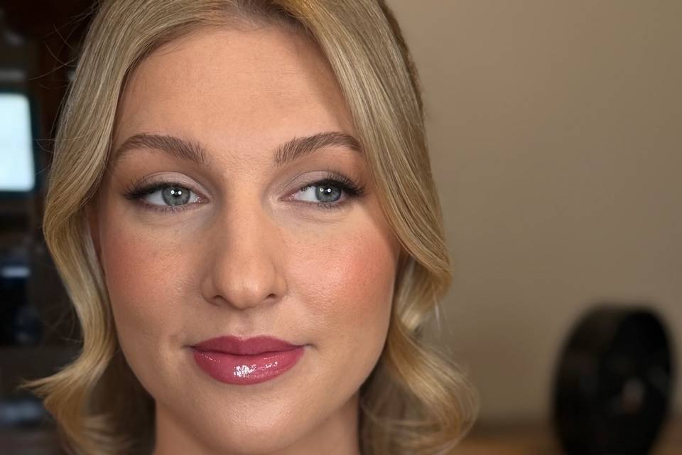 Glam makeup