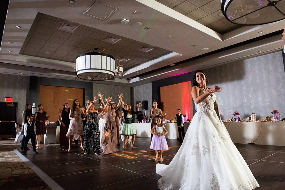Complete Weddings + Events Albuquerque