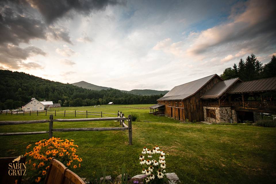 Riverside Farm, Amee Lodge