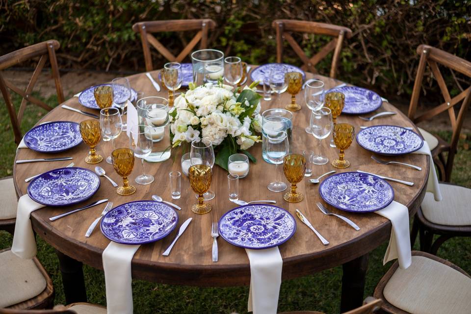 Tablescape