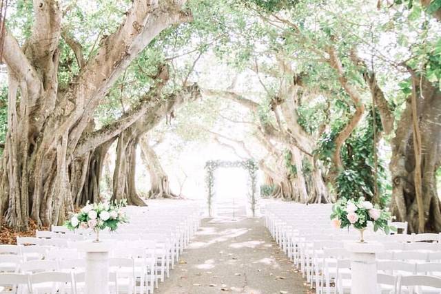 Outdoor ceremony