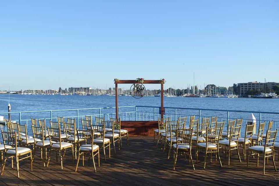 Eve's Waterfront