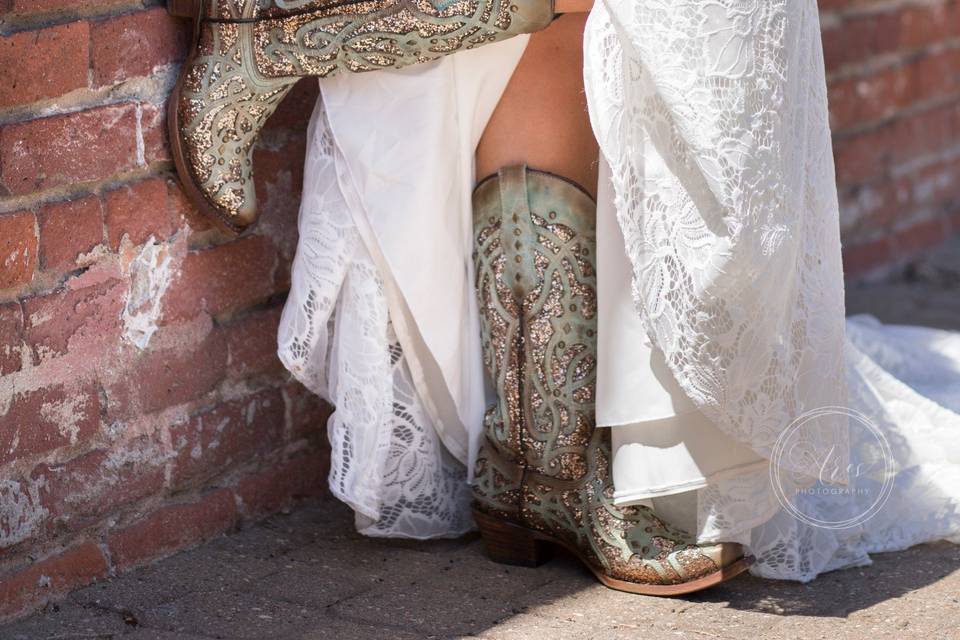 Wedding dress and boots - Ares Photography