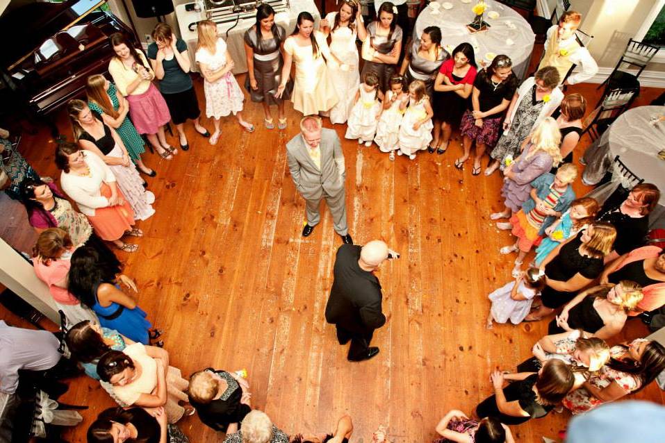 Groom about to dance w/ ladies