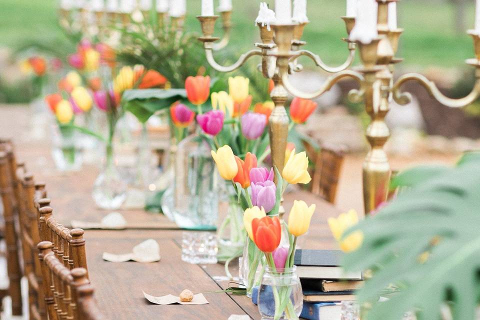 Colorful reception decor