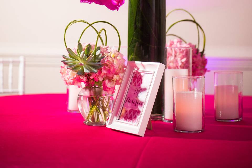 Colorful orchid and hydrangea centerpiece to add a playful vibe to this imaginative affair.