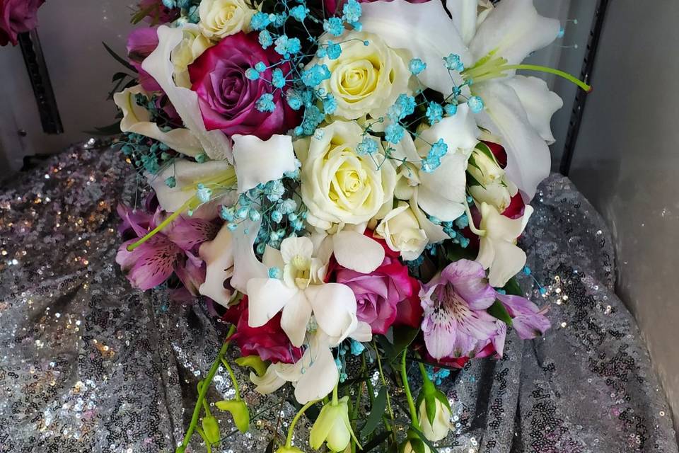 Cascading mermaid bouquet