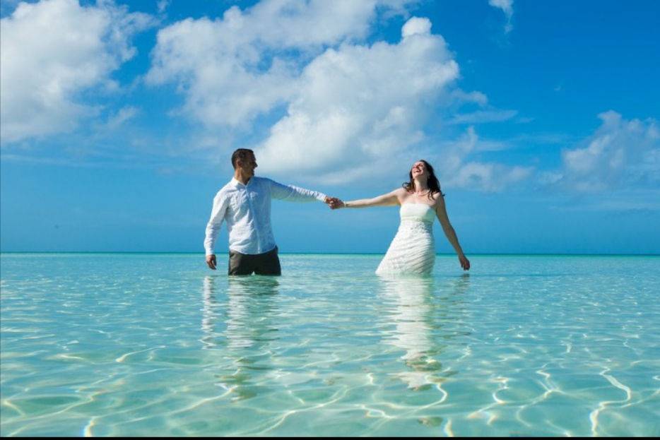 Bahamas wedding ceremony with Glenn Ferguson, wedding officiant at The Marley Resort Cable Beach in Nassau Bahamas