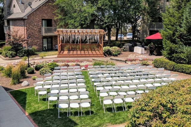 Eastland Suites Hotel & Conference Center
