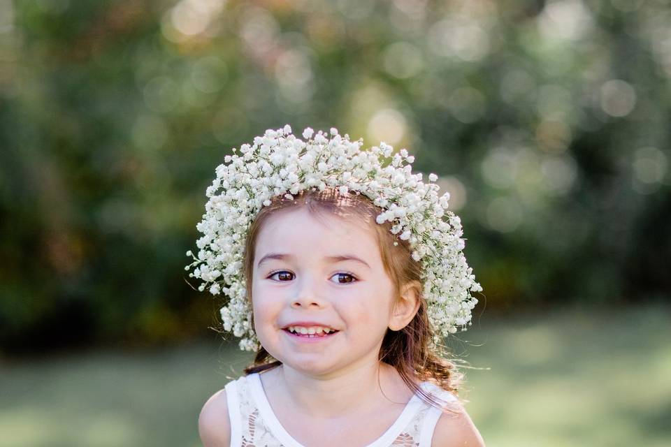 An adorable flower crown (Lindsey Cash Photography)