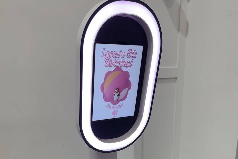 Digital Selfie Booth - Barbie
