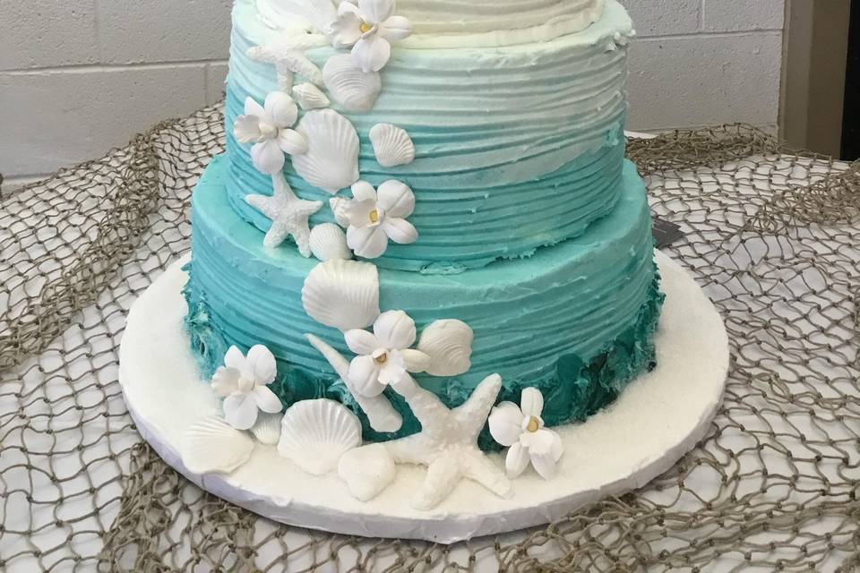 Ombré fondant seashells