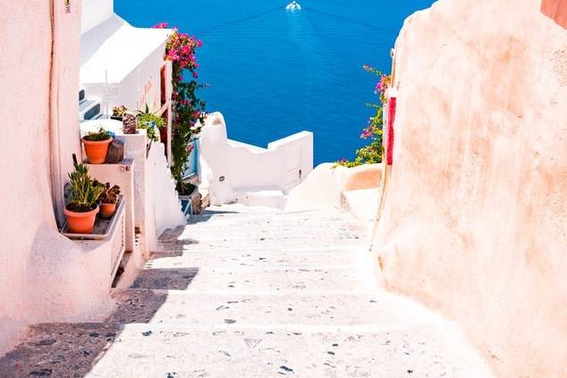 Explore beautiful Greece.