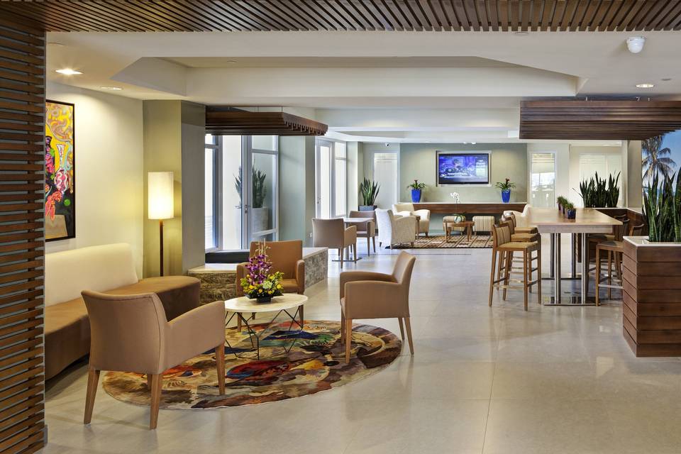 BEST WESTERN PLUS CONDADO PALM INN & SUITES