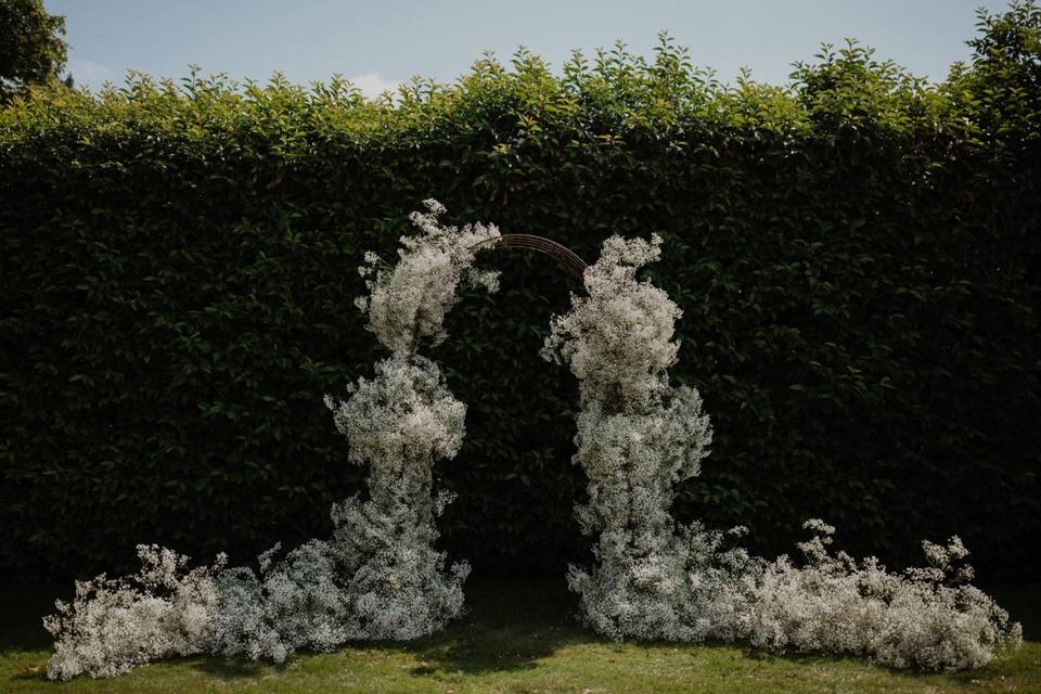 Ceremony arch