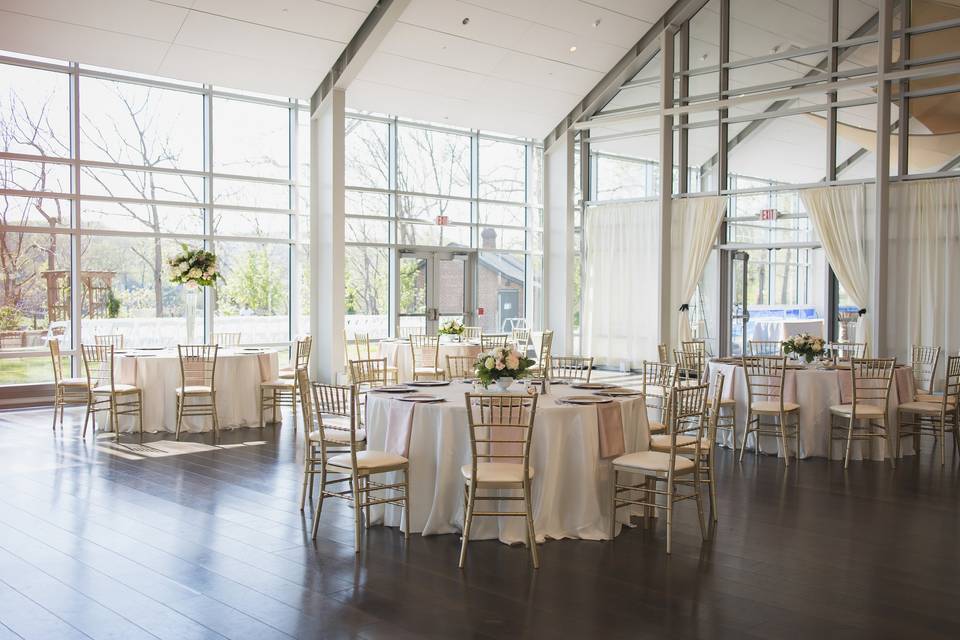 Bride and Arbor Decor