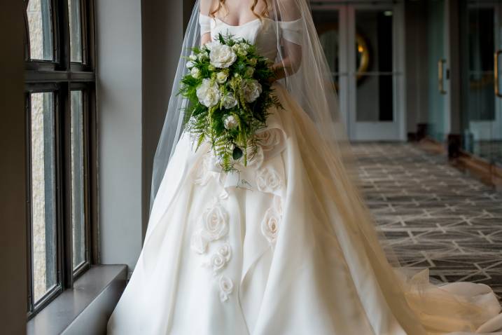 Classic white bouquet
