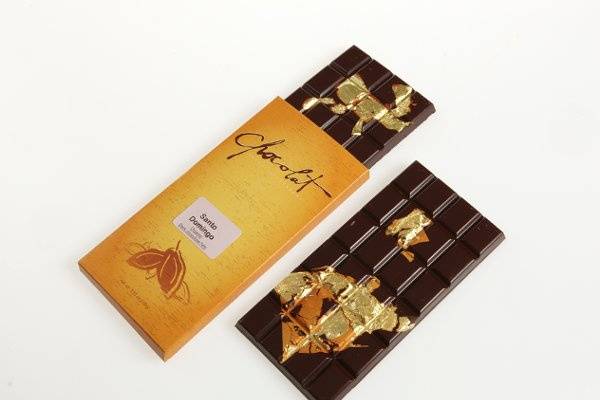 Organic Single origin dark chocolate 74% from the Dominican Republic, edible 24 carat gold leaf.