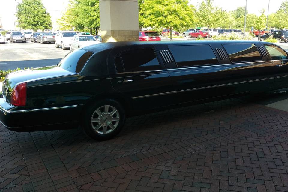 Escalade Limo