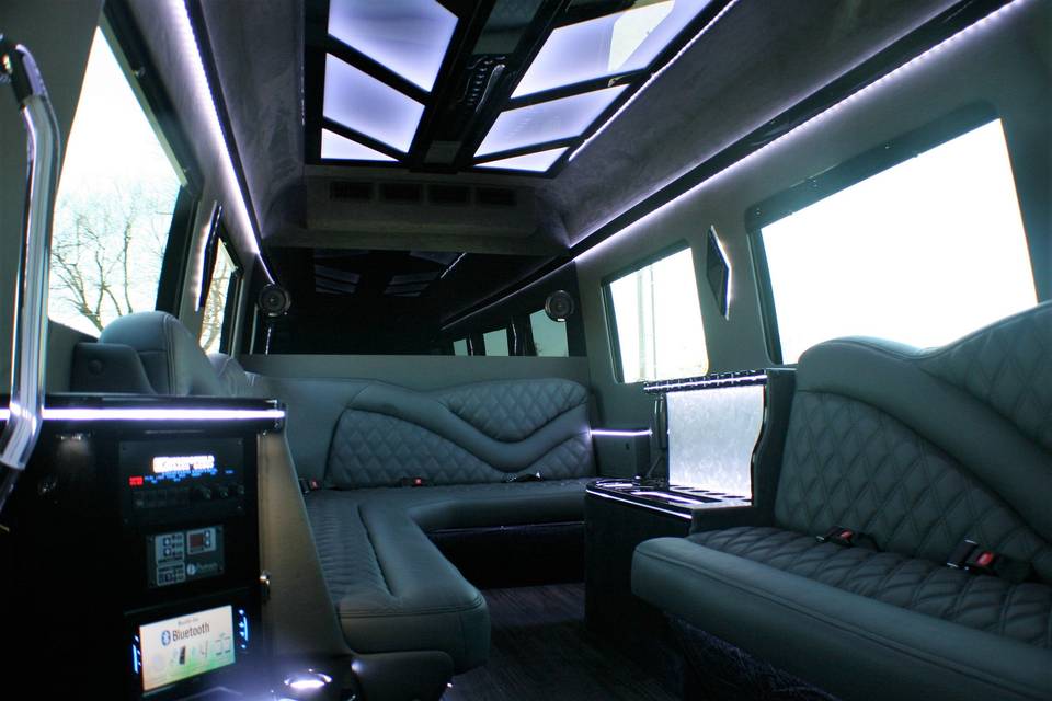 Legends Limousine