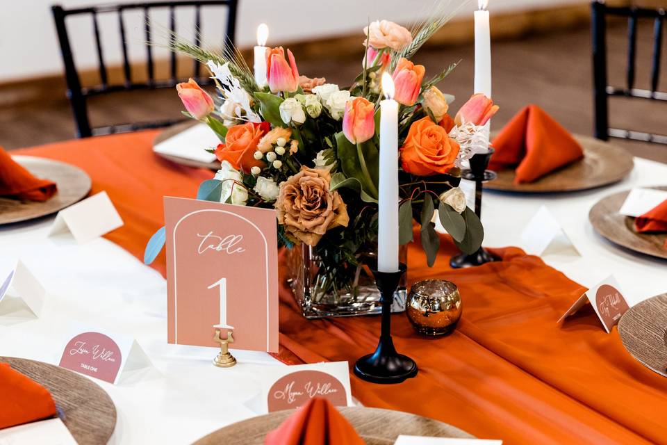 Beautiful Fall Boho Table