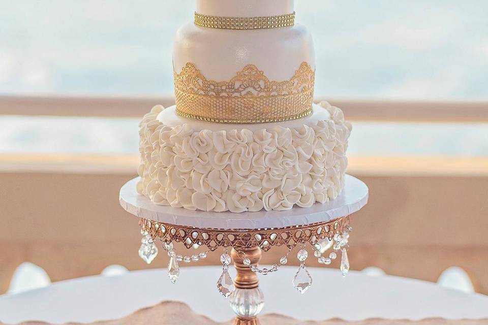 Beach Wedding Cake Detail