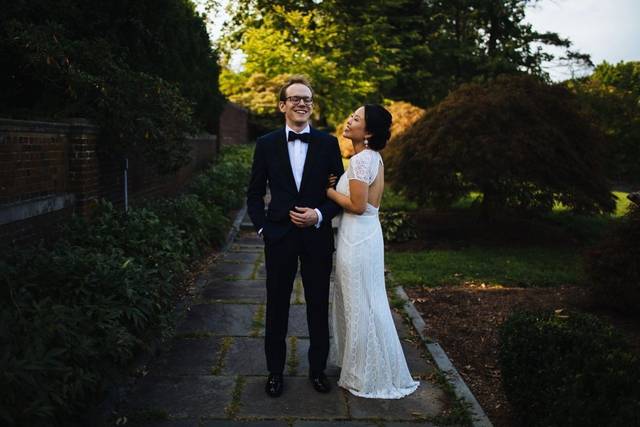 Story & Gold Weddings