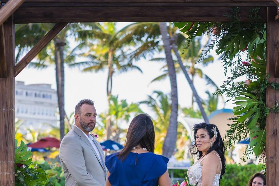 Kenny & Lily, Caribe Hilton