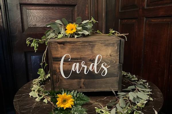 Flowers By Chris Harbor Court