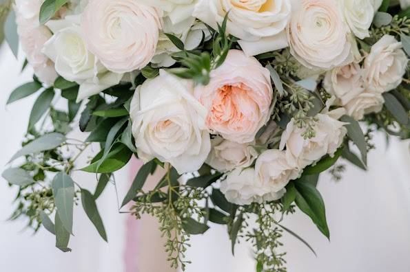 Peaches & Cream Bouquet