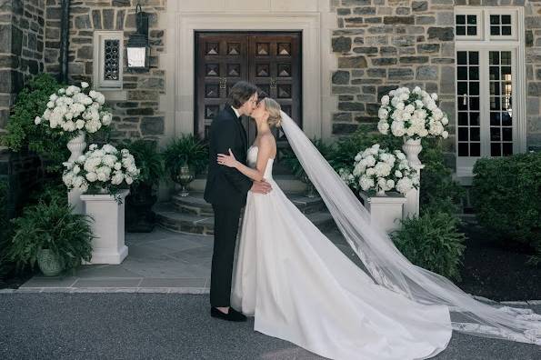 Estate Home Ceremony