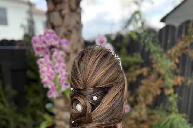 Hairstyle