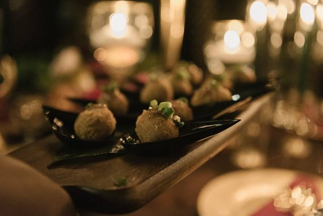 Passed hors d'oeuvres