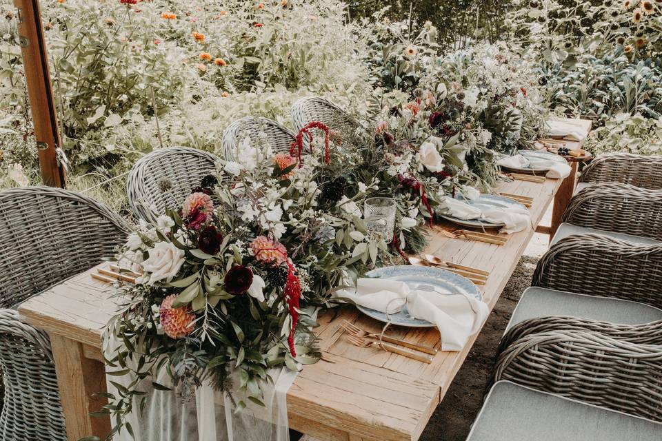 Floral table decor