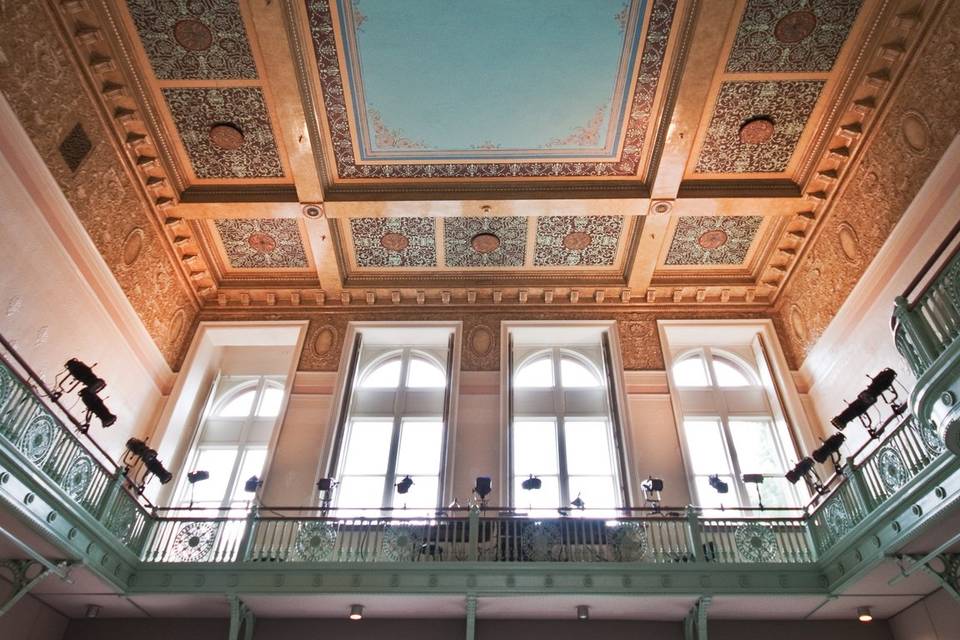 Ceiling and windows