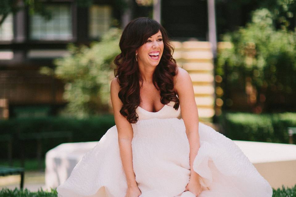 Bride laughing - Robb McCormick Photography