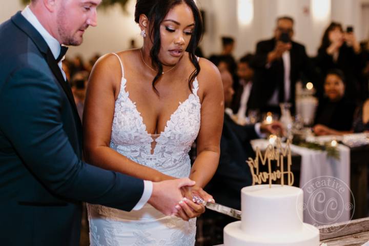 White Cake and Fresh Florals