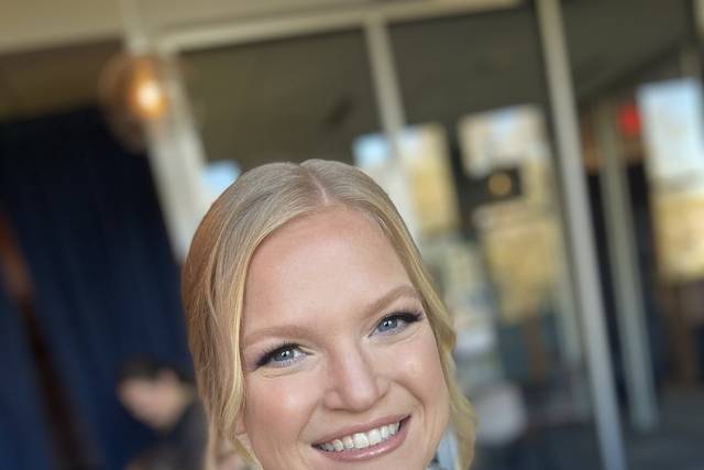 Elegant makeup