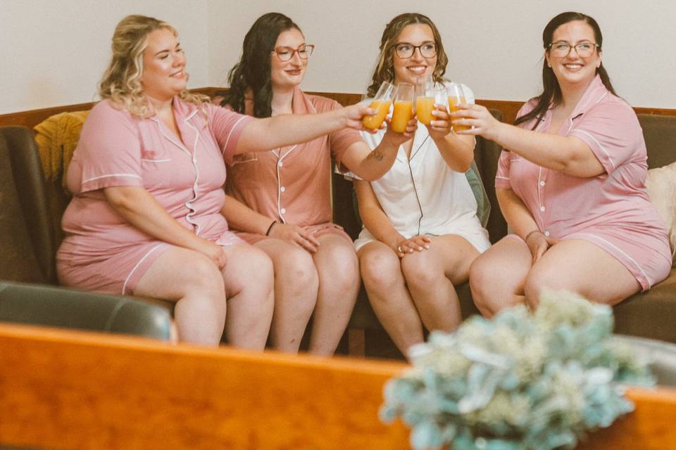 Bridal Suite & Mimosa Package