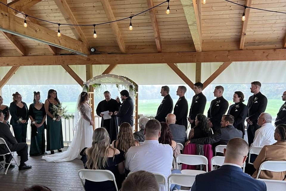 Arrowhead Weddings