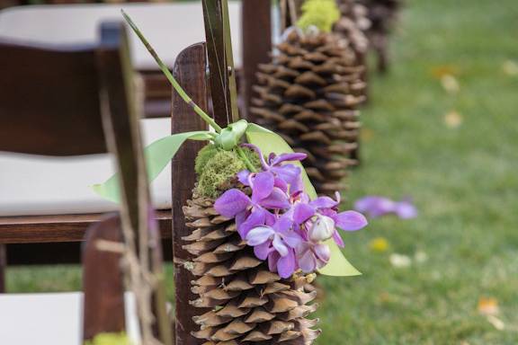 Sugar Pine Cone Aisle Accents
A Floral Affair, Johnstone Studios