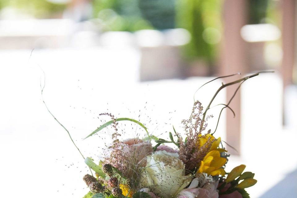 Floral by A Floral Affair
www.afloralaffairkjs@gmail.com
Photo by Jeramie Lu Photography