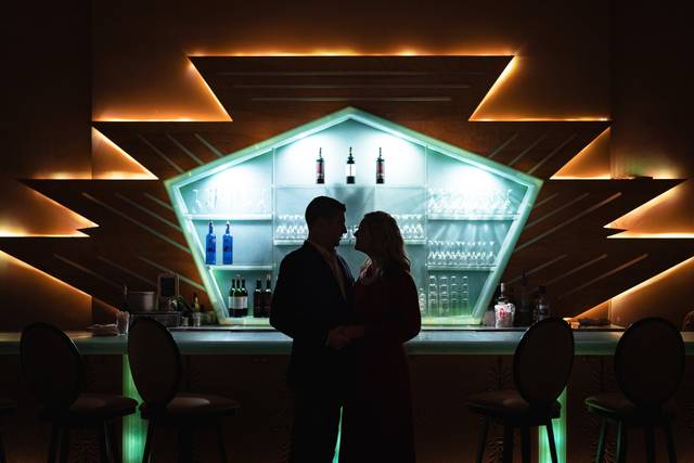 Art Deco romance